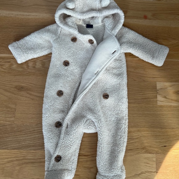 Baby Gap - fleece one piece. Size 3-6 months. - Picture 1 of 4